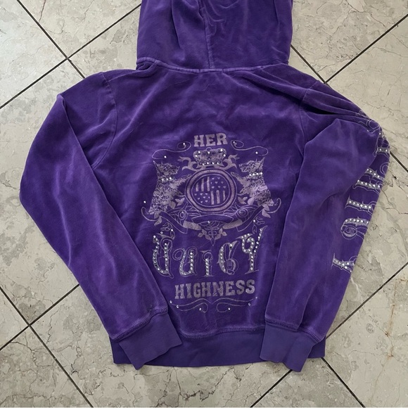 Purple Juicy Couture sweater - Picture 2 of 4
